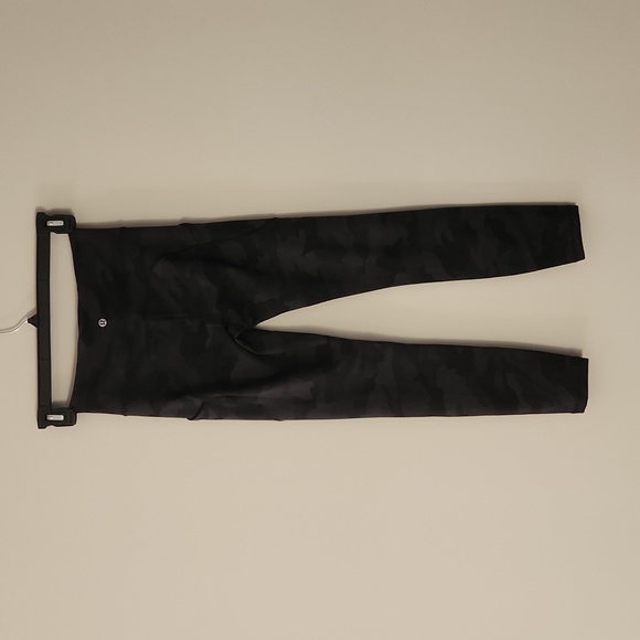 Lululemon Invigorate High Rise Tight 25" Size 4 Incognito Camo Multi Grey - Picture 11 of 11